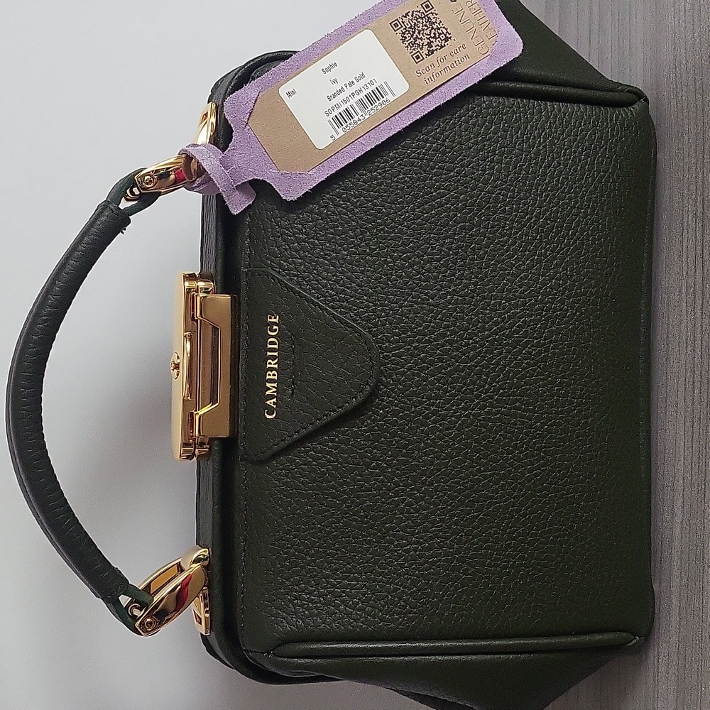 CAMBRIDGE Green Leather Handbag w/Strap